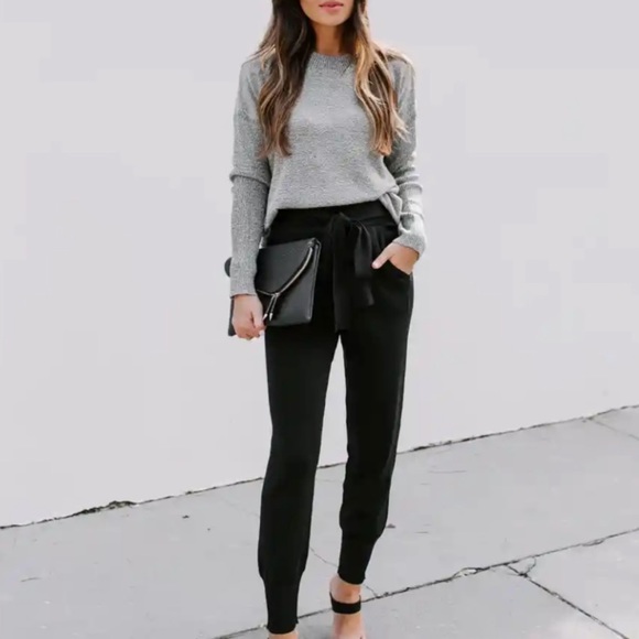 VICI CONFIDENTIAL POCKETED TIE
TROUSERS - BLACK - Picture 4 of 9